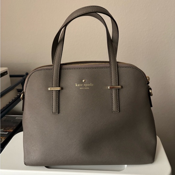 kate spade Handbags - Kate Spade Grey Handbag